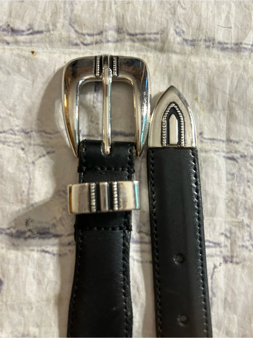 TRAFALGAR BROWN HANDCRAFTED GOLD TONE BUCKLE 42 & BLACK WESTERN SILVER TONE 42